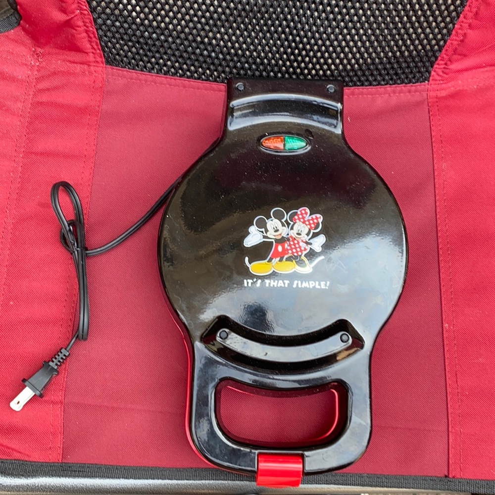 Disney Cake Pop Maker